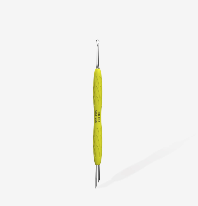 STALEKS Spatola per manicure con manico giallo in silicone “Gummy” UNIQ 11 TYPE 2